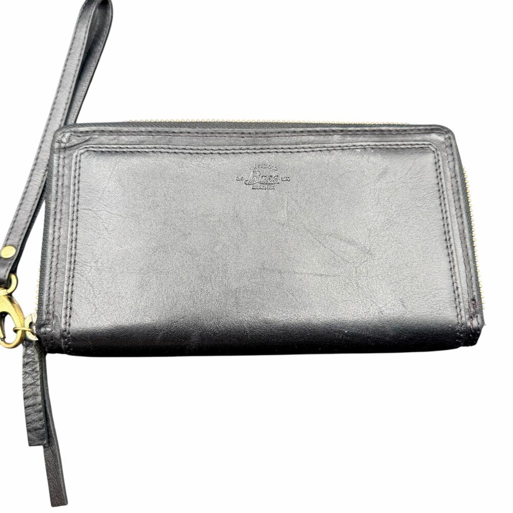 G.H. Bass Black Leather Zip-Around Wristlet Wallet Organizer